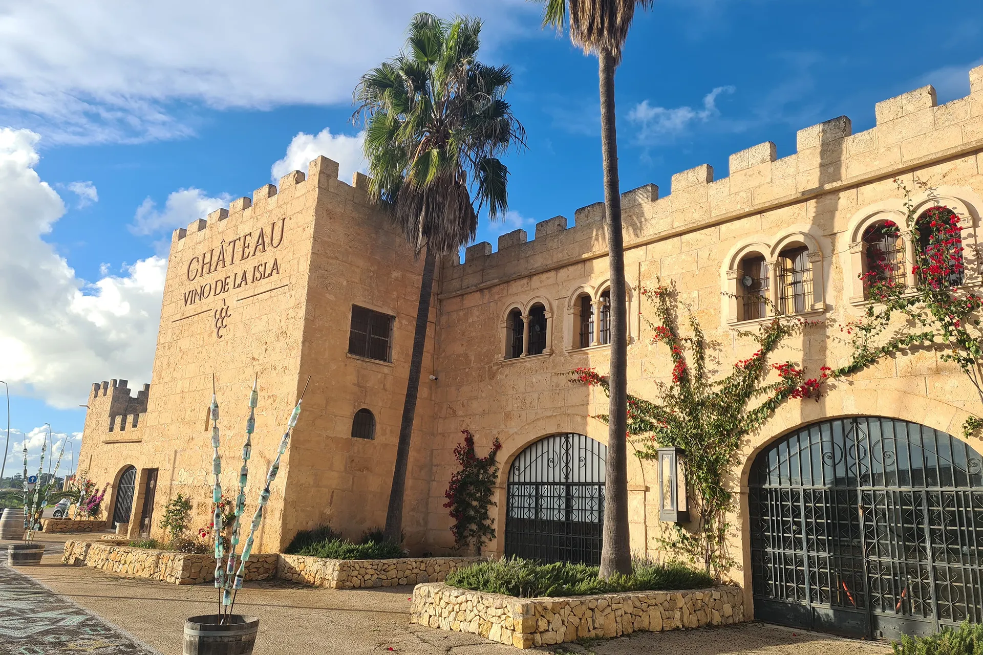 Château Vino de la Isla, das Gebäude von aussen