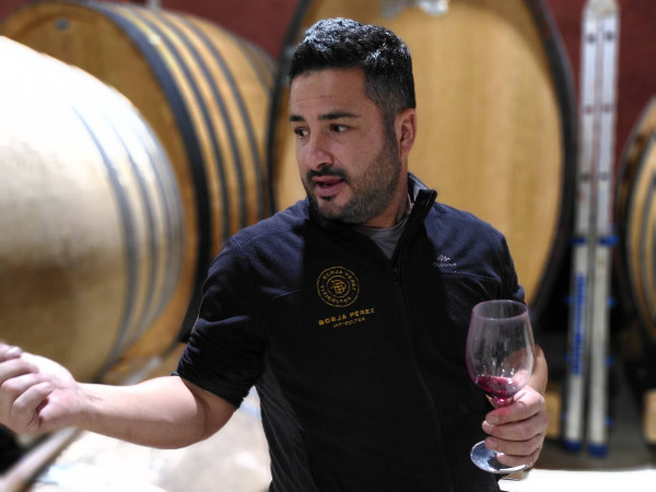 Borja Peréz im Keller seines Weinguts.